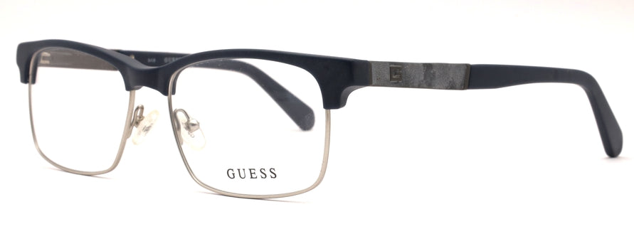 Guess GU1927